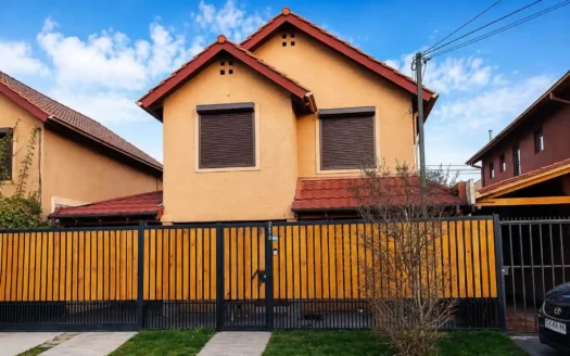 Magnífica casa 85/135, Condominio Altos del Sol – Talagante.