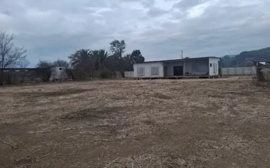 Oportunidad!!, Parcela de 5.000 mts2 con casa semi construida, Sector Lo Varela – Quillota.